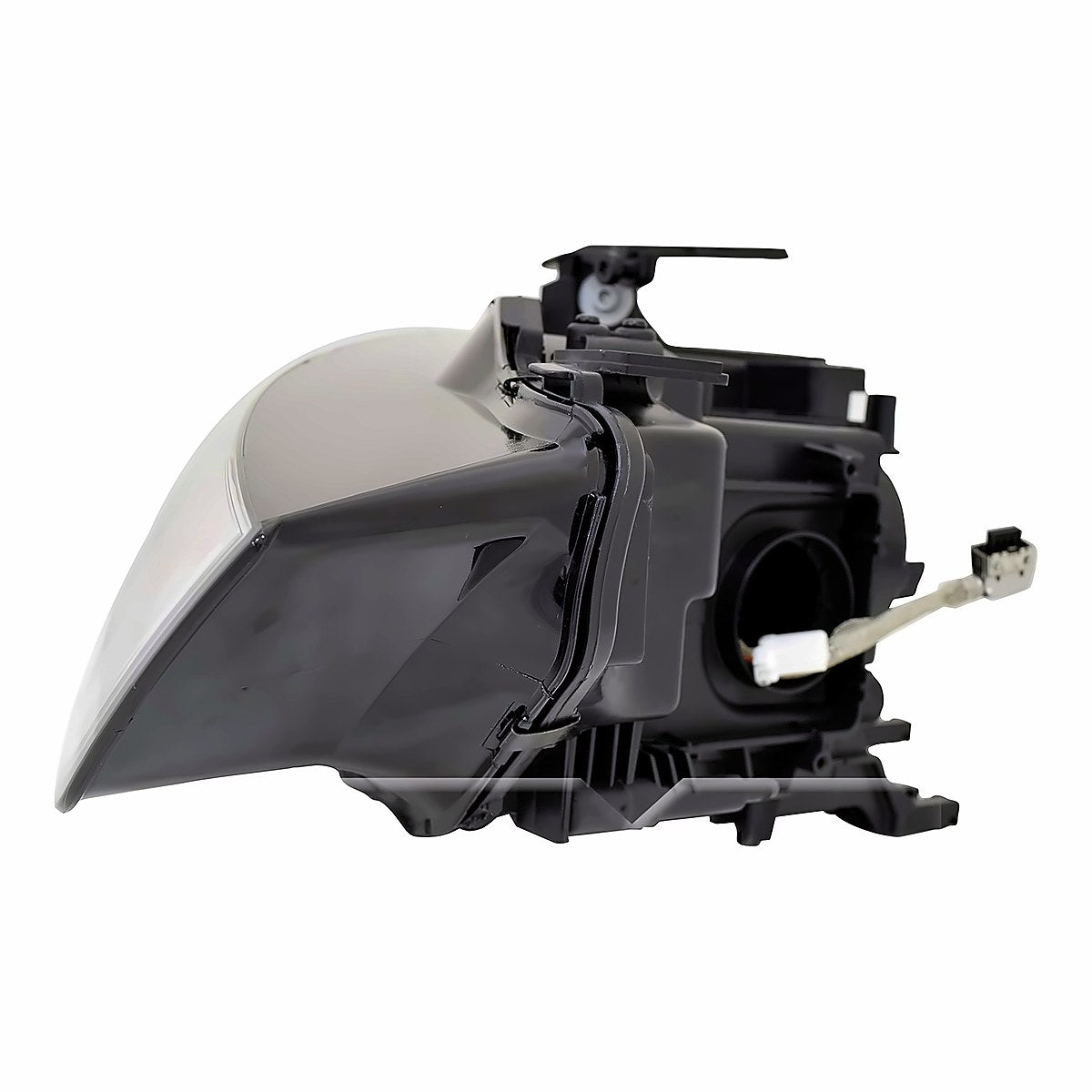 2013-2017 Audi A5 Headlight Passenger Side Hid Without Curve – Angle View (AU2503181)