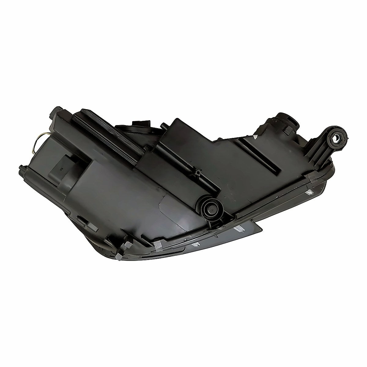 2017-2019 Audi A4 Headlight Passenger Side Hid – Close-Up View (AU2503203)