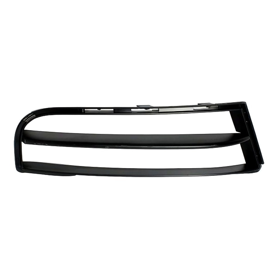 2008-2013 Bmw 1_Series Grille Lower Passenger Side With M Pkg 135I – Front View (BM1039130)
