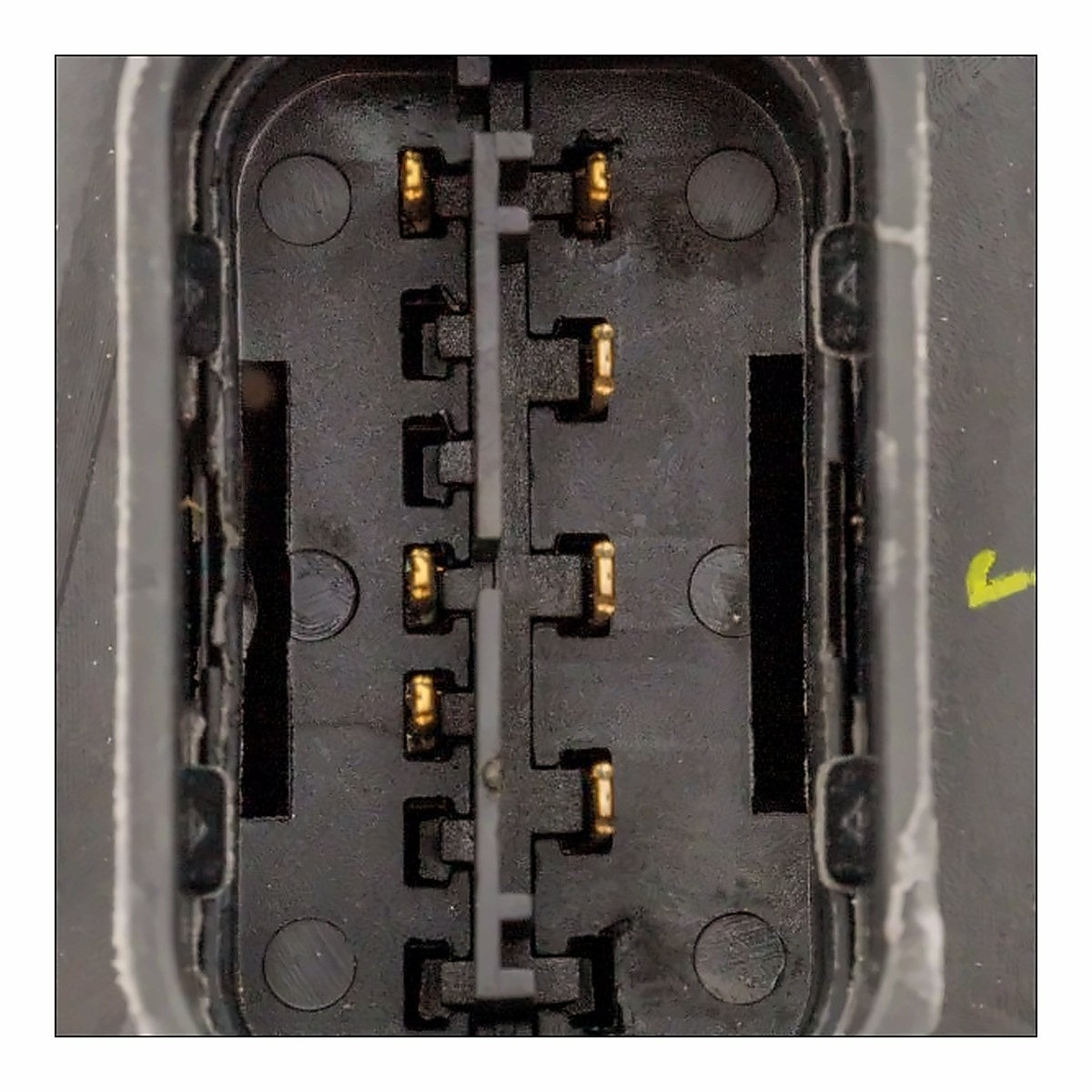 2018-2021 Bmw X3 Headlights Driver Side Without Full Led/Auto Highbeam/Logo – Installed View (BM2518180)