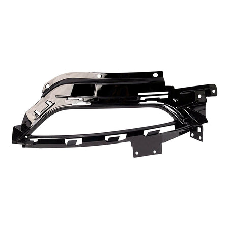2015-2017 Chrysler 200_Sedan Fog Light Bezel Front Passenger Side With Fogs/Led/Adaptive Cruise – Front View (CH1039156)