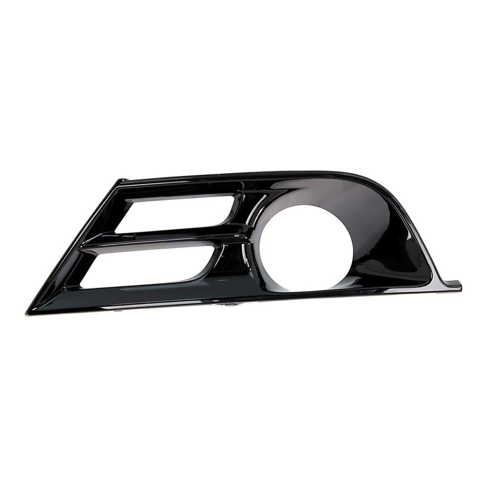2015-2017 Chrysler 200_Sedan Grille Lower Passenger Side With Adaptive Cruise Glossy Black – Front View (CH1039179)