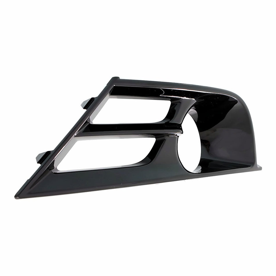 2015-2017 Chrysler 200_Sedan Grille Lower Passenger Side With Adaptive Cruise Glossy Black – Side View (CH1039179)