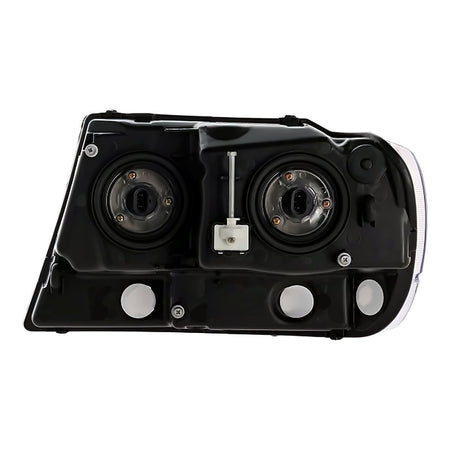 1999-2004 Jeep Grand_Cherokee Headlight Passenger Side Ltd – Installed View (CH2503120)