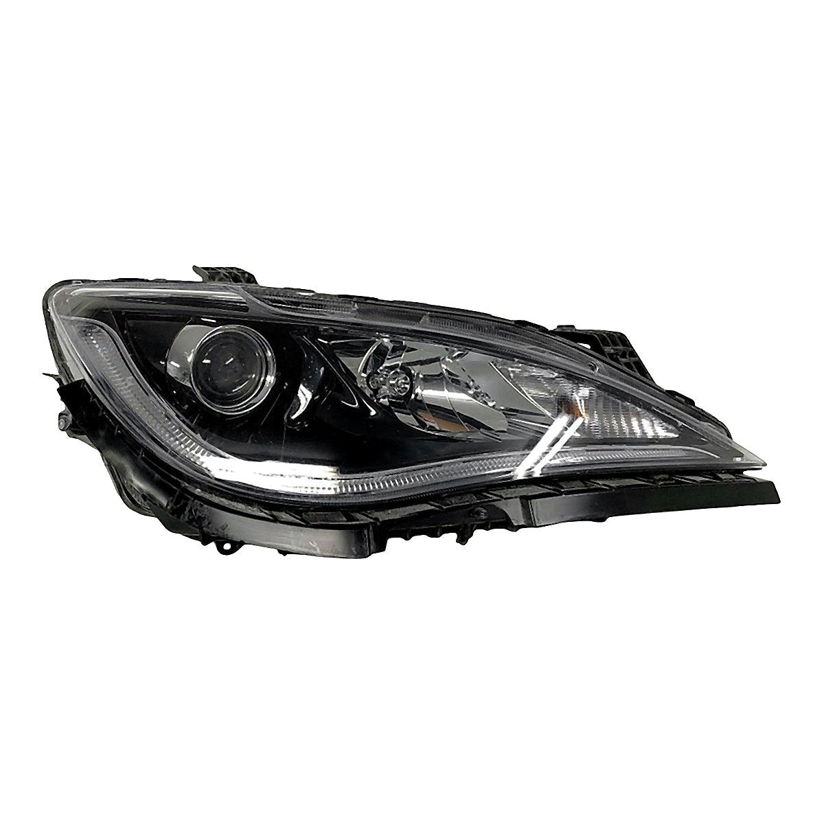 2018-2020 Chrysler Pacifica Headlight Passenger Side Halogen Code Lme Black Bezel With Quad Lamps – CH2503317