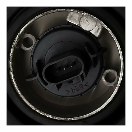 2006 Dodge Ram_Mega_Cab Headlight Driver Side Without Black Bezel – Installed View (CH2518114)