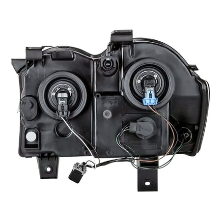 2008-2010 Jeep Grand_Cherokee Headlight Passenger Side – Close-Up View (CH2519131)