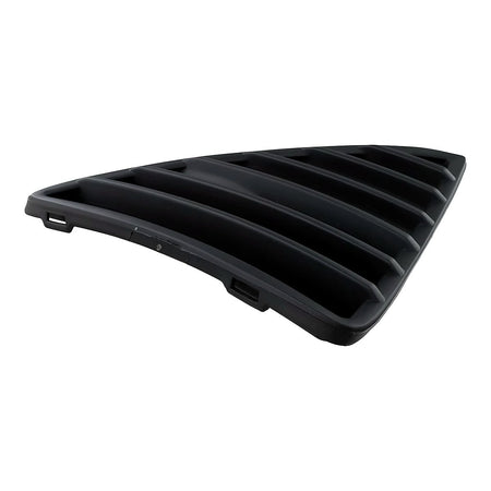 2012-2014 Ford Focus Grille Lower Passenger Side Ptd Black Se/Sel/Titanium Model Hb – Side View (FO1039115)