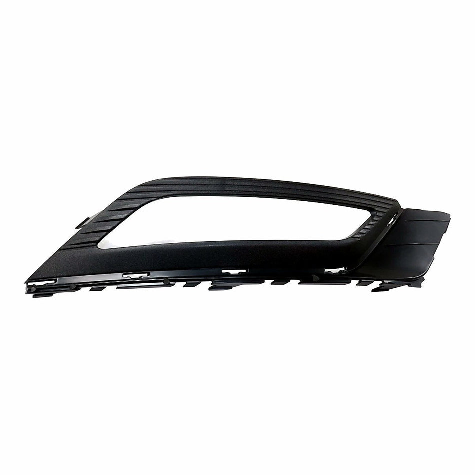 2017-2018 Ford Fusion Fog Light Bezel Front Passenger Side Textured Without Trim Moulding Exclude Sport Pkg – Front View (FO1039167)