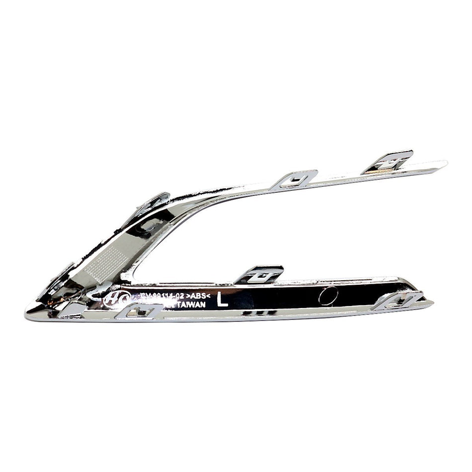 2017-2018 Chevrolet Cruze_Hatchback Fog Light Bezel Front Driver Side Chrome Without Rs Pkg – Back View (GM1038213)