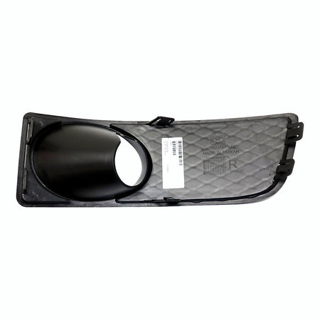 2008-2010 Chevrolet Hhr Fog Light Bezel Front Passenger Side Ss Model – Back View (GM1039132)