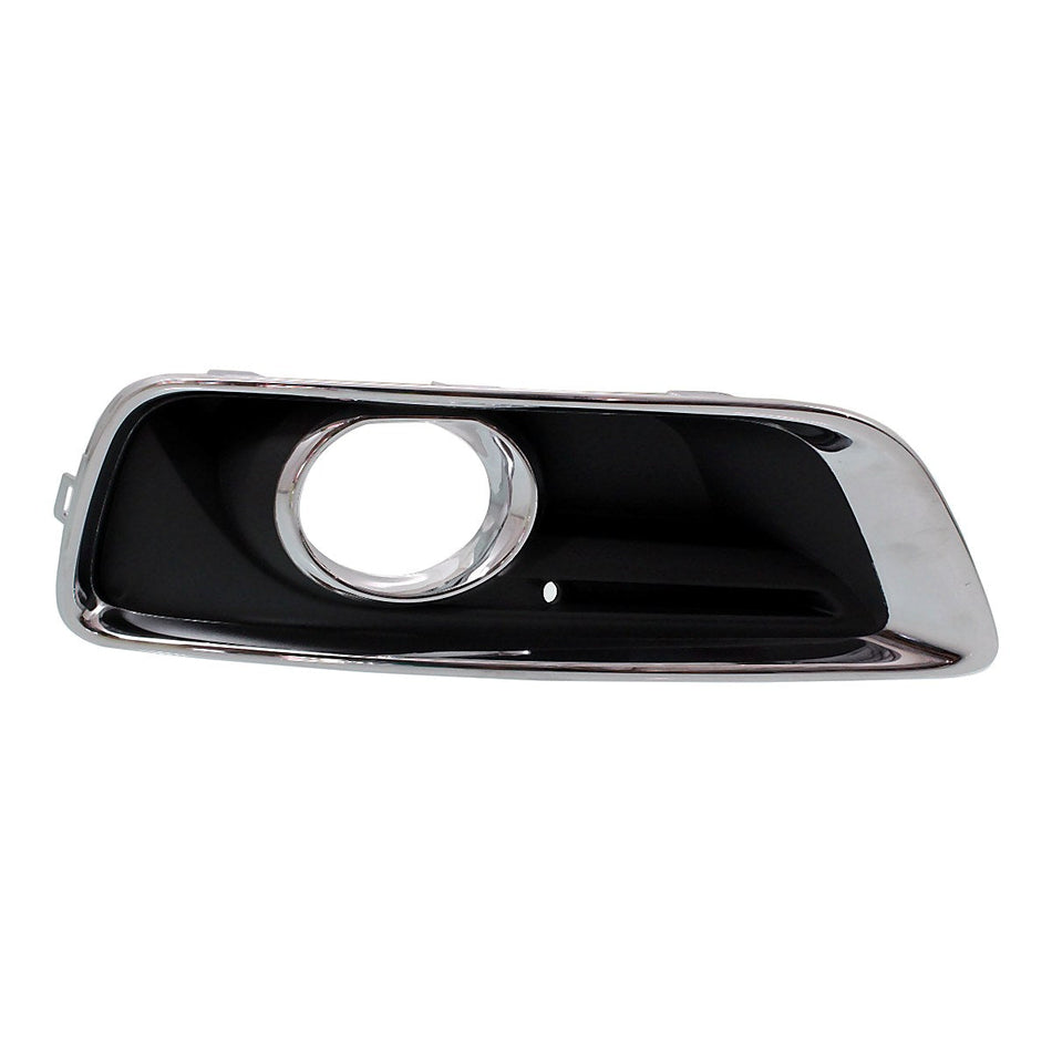 2013-2015 Chevrolet Malibu Fog Light Bezel Front Passenger Side – Front View (GM1039136)
