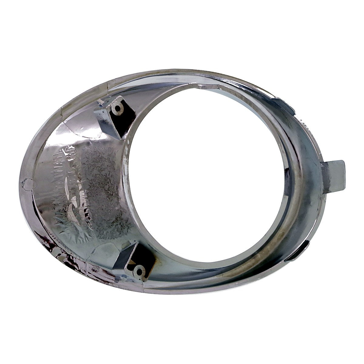 2012-2016 Chevrolet Sonic_Hatchback Fog Light Moulding Front Passenger Side Chrome – Back View (GM1039139)