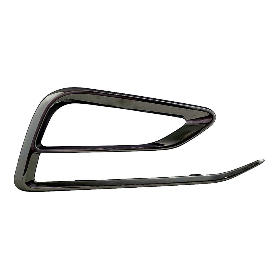 2017-2018 Chevrolet Cruze_Hatchback Fog Light Bezel Front Passenger Side Chrome With Rs Pkg – Front View (GM1039216)