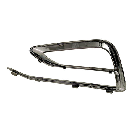 2017-2018 Chevrolet Cruze_Hatchback Fog Light Bezel Front Passenger Side Chrome With Rs Pkg – Back View (GM1039216)