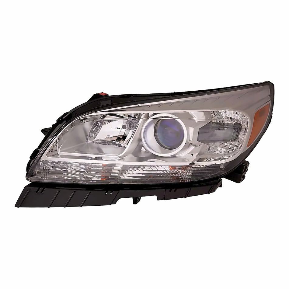 2013-2015 Chevrolet Malibu Headlight Driver Side Halogen Lt/Ltz Model – Front View (GM2502362)