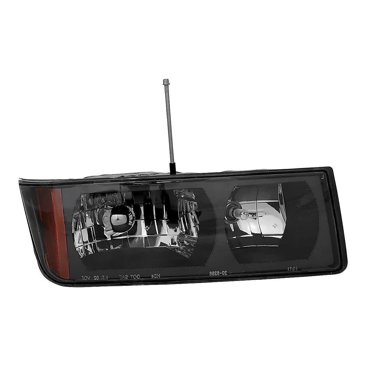 2002-2006 Chevrolet Avalanche Headlight Passenger Side With Cladding – Front View (GM2503219)