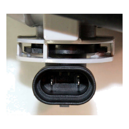 2003-2006 Chevrolet Avalanche Fog Light Front Driver Side Without Cladding – Back View (GM2592127)