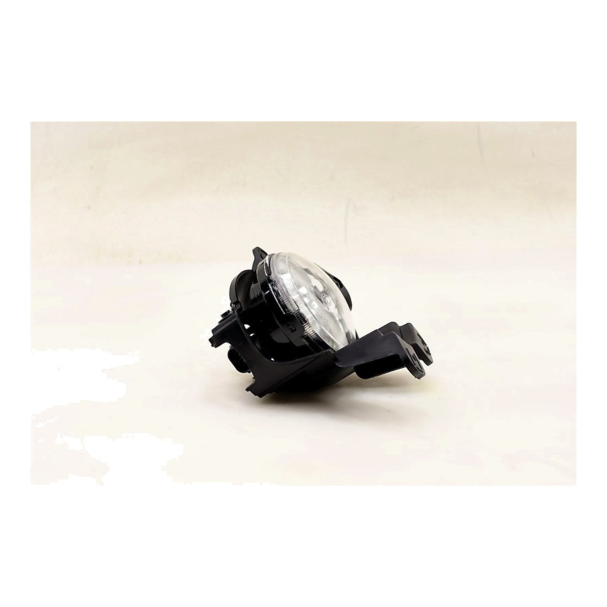2015-2016 Chevrolet Trax Fog Light Front Driver Side – Side View (GM2592312)