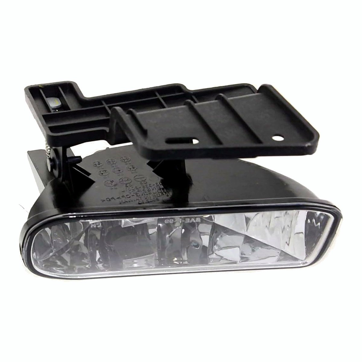 2000-2006 Chevrolet Tahoe Fog Light Front Passenger Side – Side View (GM2593113)