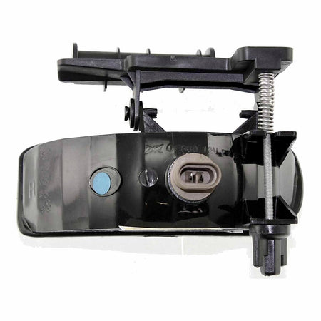 2000-2006 Chevrolet Tahoe Fog Light Front Passenger Side – Side View (GM2593113)