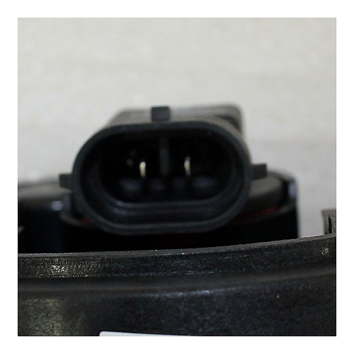 2011-2014 Chevrolet Cruze Fog Light Front Passenger Side Without Bezel – Back View (GM2593300)