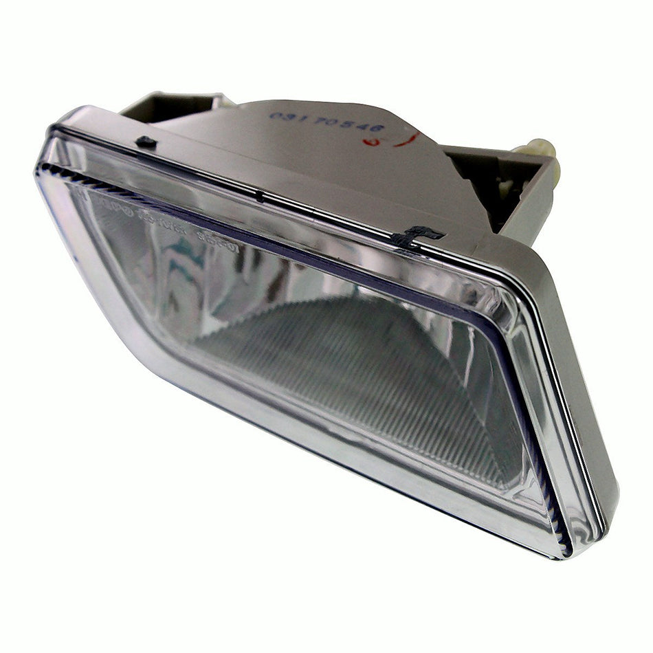 2015-2020 Chevrolet Tahoe Fog Light Front Passenger Side - side angle, Part GM2593311