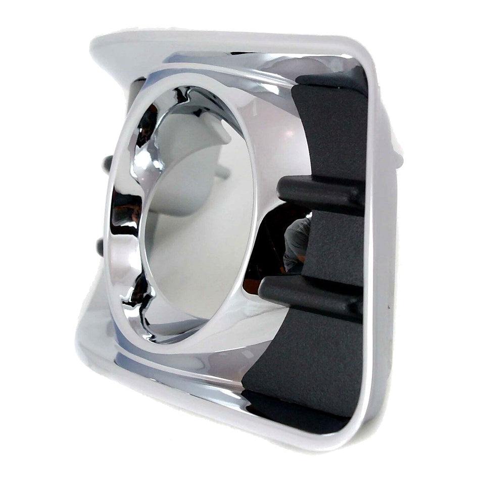 2006-2007 Chevrolet Malibu Maxx Fog Light Bezel Front Passenger Side - side angle, Part GM2599103
