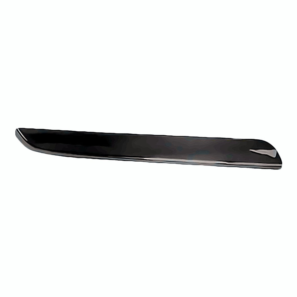 2005-2006 Honda Crv Grille Moulding Passenger Side Upper Japan Built – Front View (HO1213104)
