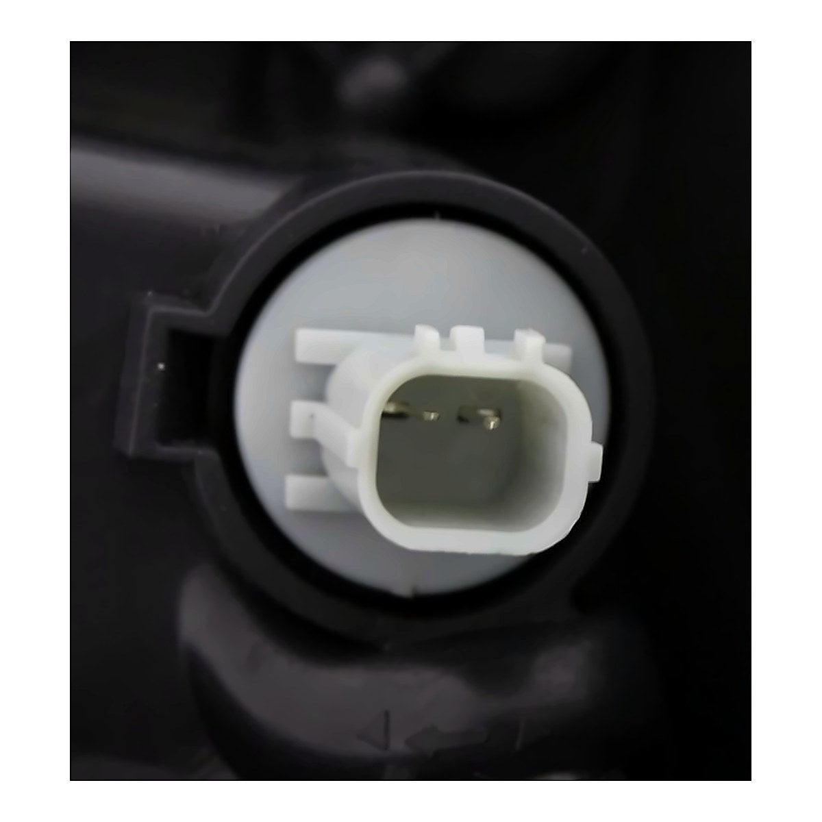 2013-2015 Honda Accord_Crosstour Headlight Passenger Side Halogen – Installed View (HO2503155)
