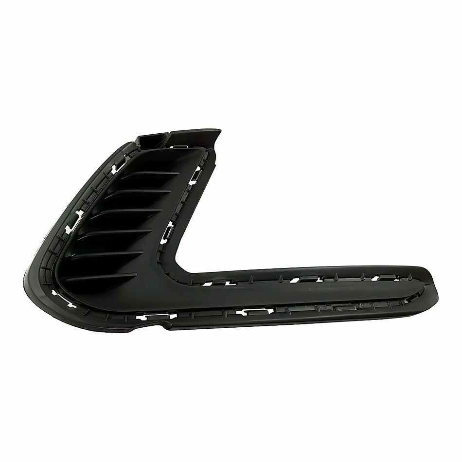 2017-2018 Hyundai Elantra_Sedan Grille Passenger Side Plastic – Front View (HY1039125)