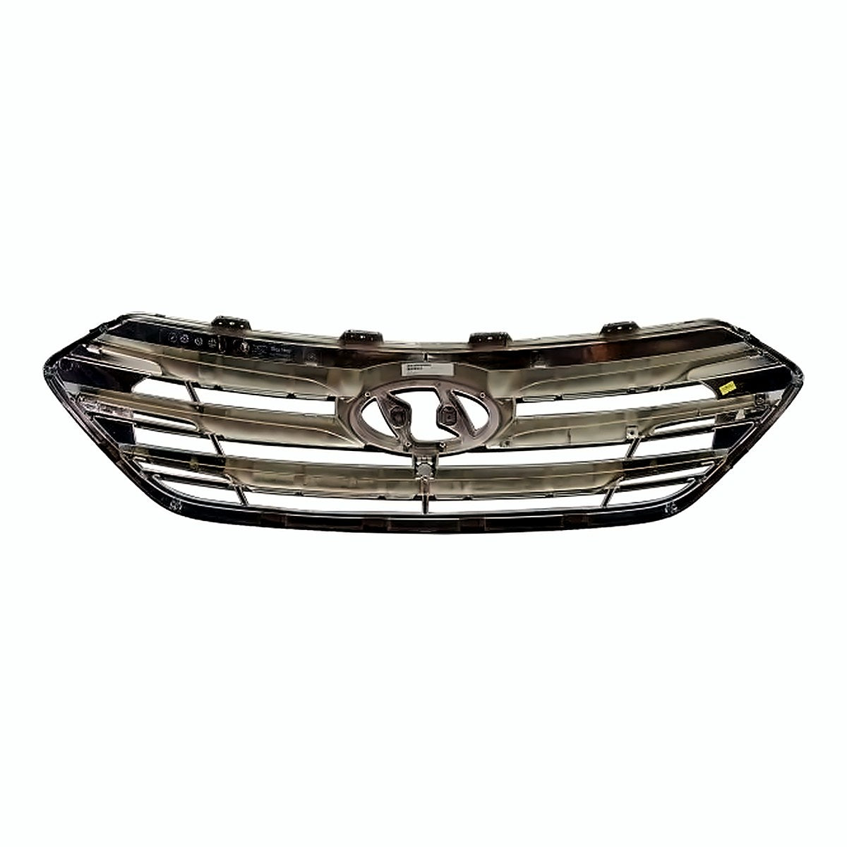 2017-2018 Hyundai Santa_Fe_Sport Grille Smoke Gray With Camera Sport – Back View (HY1200202)