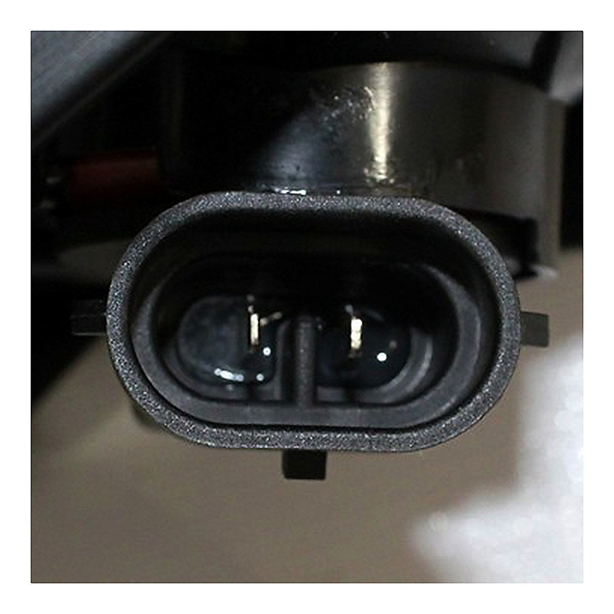 2011-2013 Hyundai Sonata Fog Light Front Passenger Side Exclude Hyb – Back View (HY2593134)
