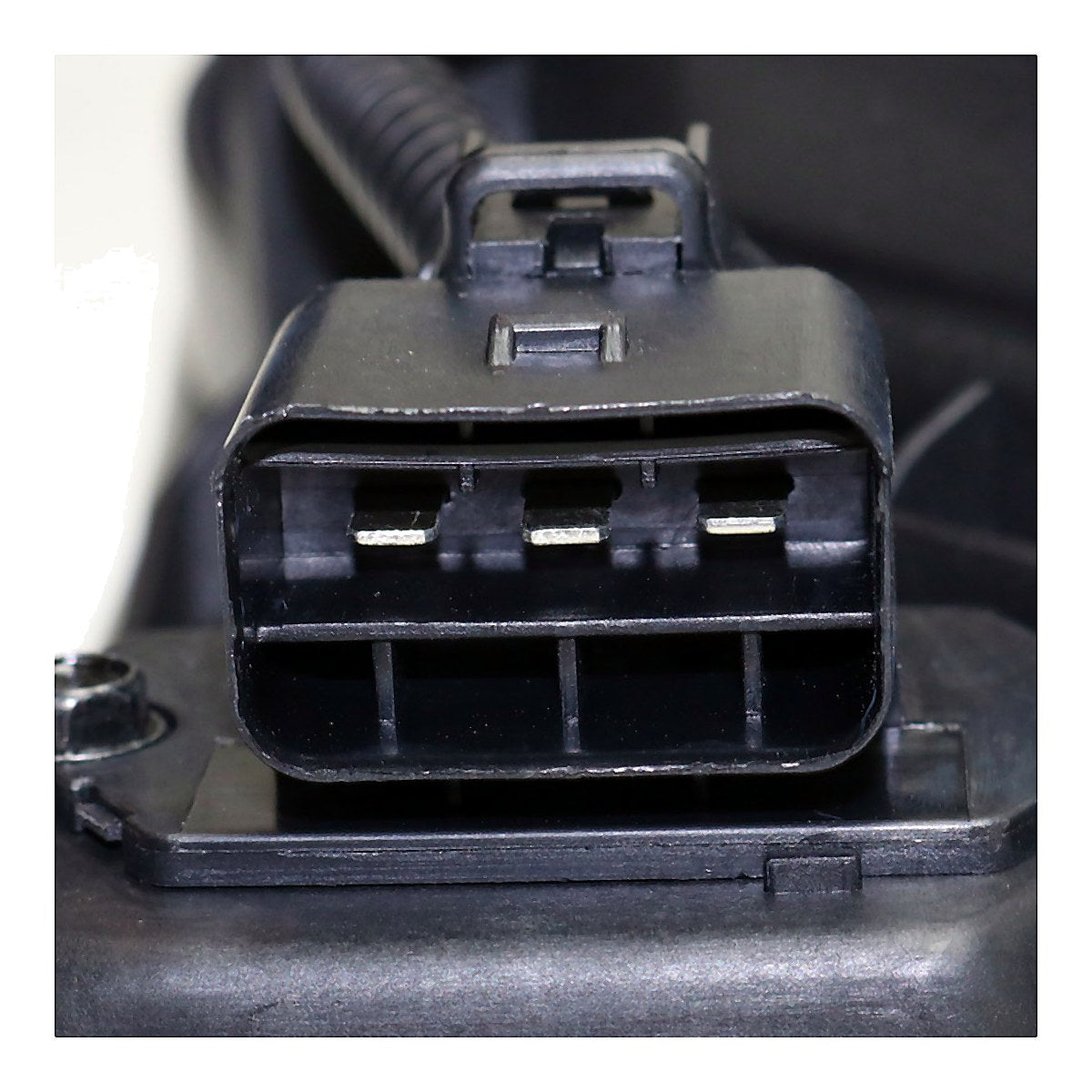 2014-2015 KIA Sportage Cooling Fan - back view, Part HY3115146