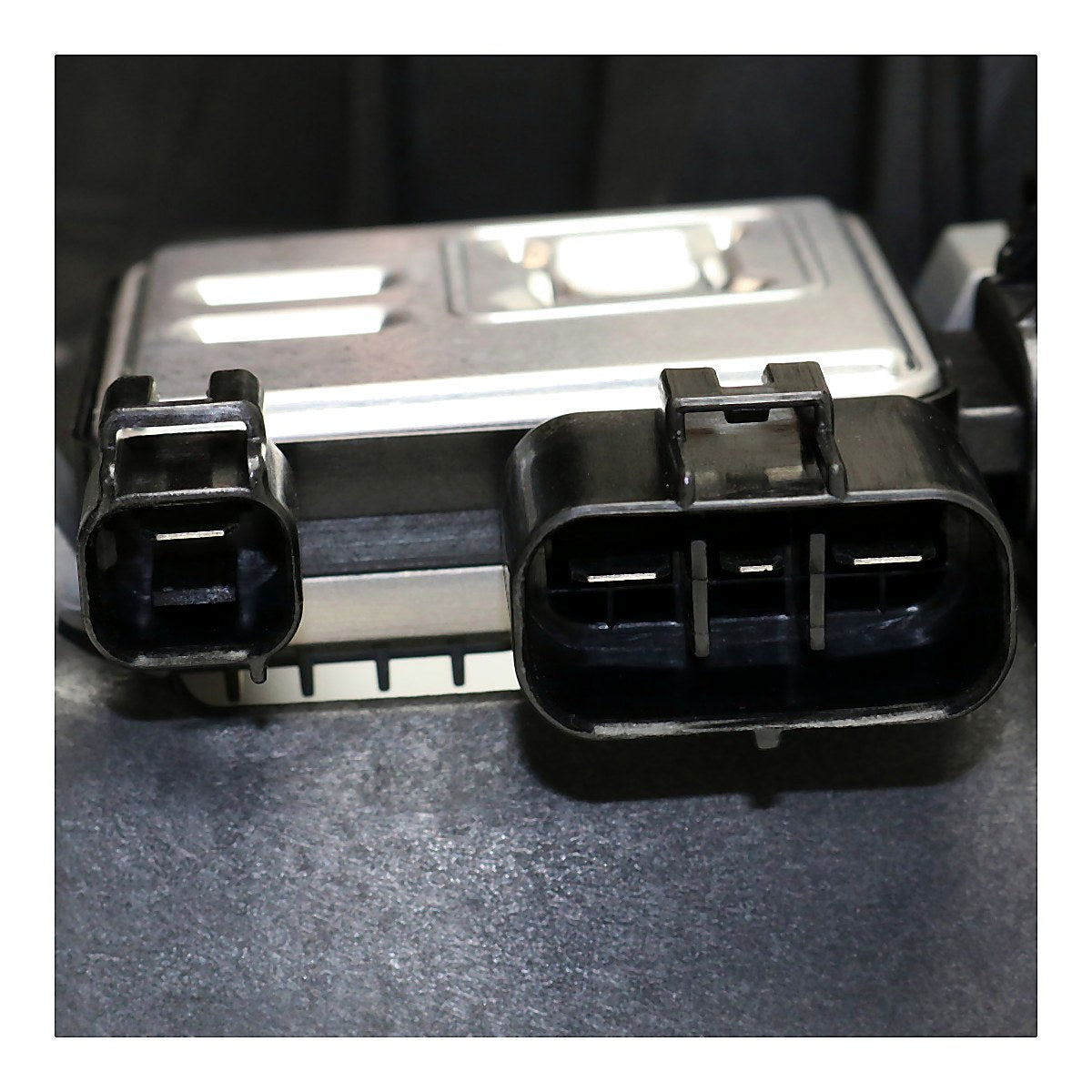 2014-2015 KIA Optima Hybrid Cooling Fan - back view, Part HY3115150