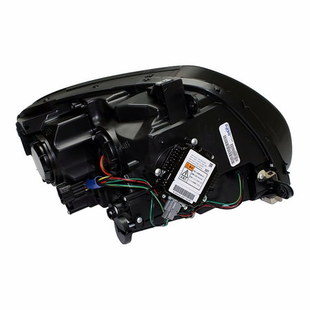 2005-2006 Infiniti G35_Sedan Headlight Passenger Side Hid Frontom Jan 2005 – Installed View (IN2503122)