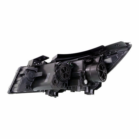 2015-2018 Kia Sedona Headlight Passenger Side Halogen – Close-Up View (KI2503181)