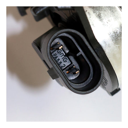 2015-2018 Kia Sedona Fog Light Front Passenger Side Sxl/Ltd – Back View (KI2593144)