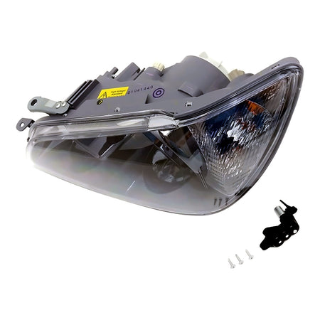 2003-2005 Lexus Is300 Headlight Driver Side Hid With Sport Pkg – Detail View (LX2502137)