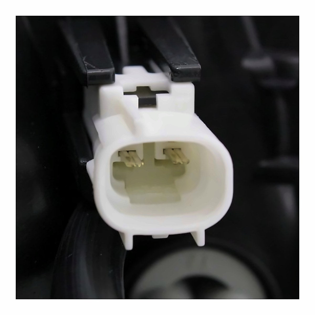 2012 Lexus Rx350 Headlight Passenger Side Halogen Type 2 Can Built – Back View (LX2503155)