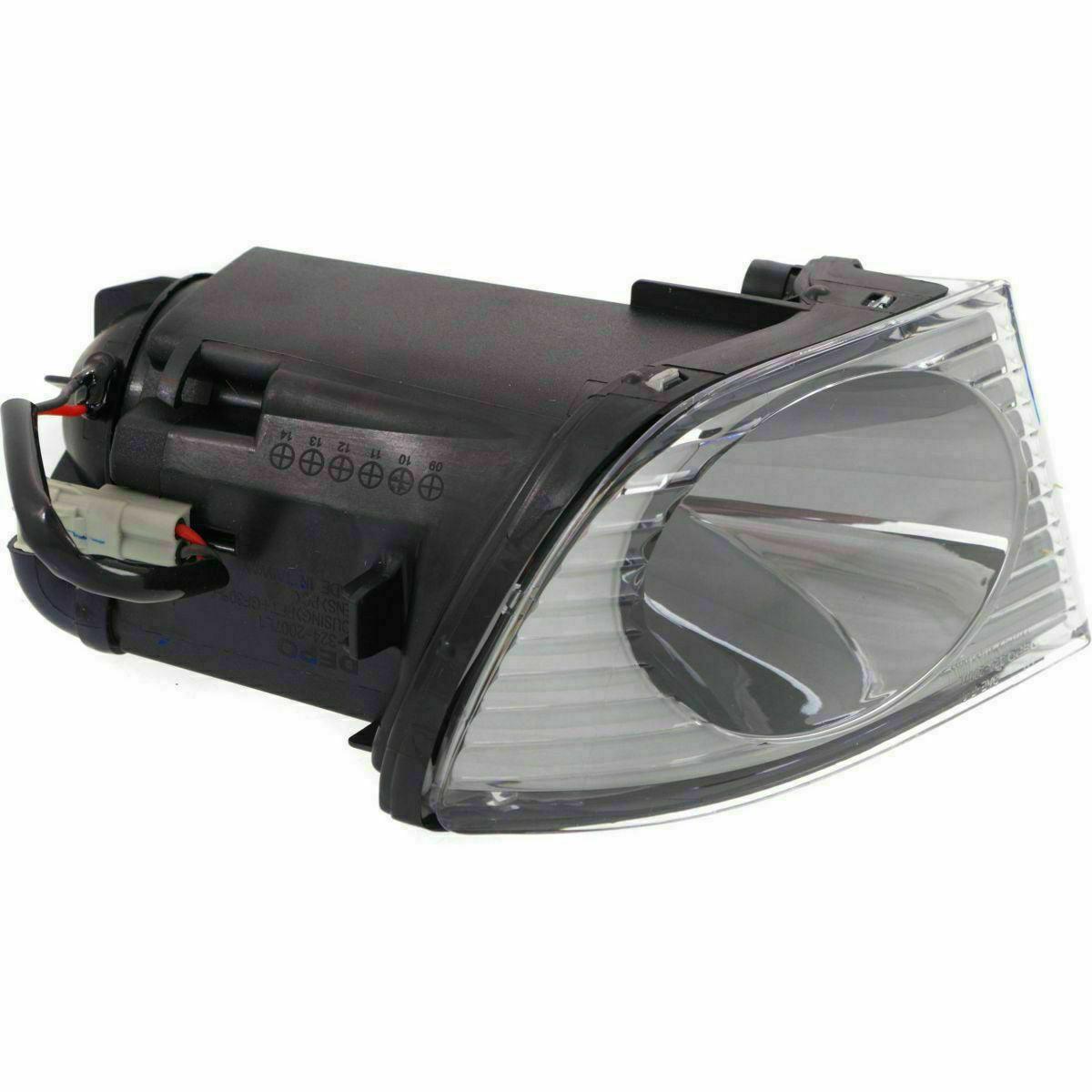 2004-2005 Lexus Is300 Fog Light Front Passenger Side With Sport Pkg 