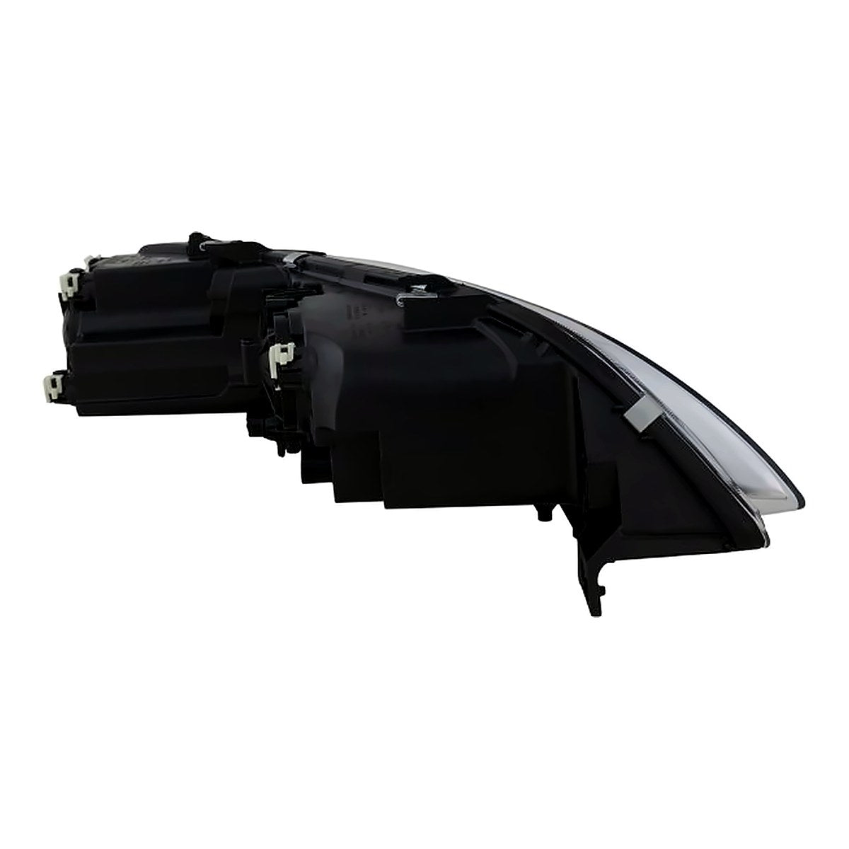 2003-2005 Mazda 6 Headlight Driver Side – Close-Up View (MA2502125)