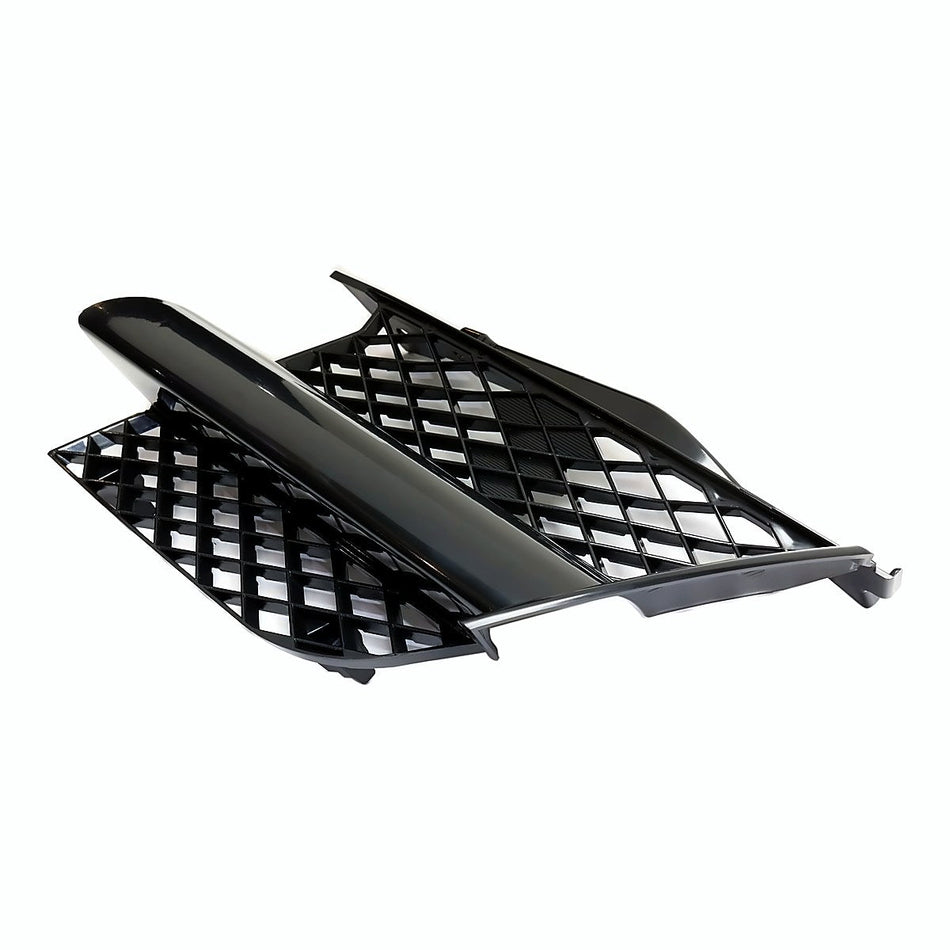 2003-2004 Mitsubishi Outlander Grille Driver Side – Side View (MI1200241)