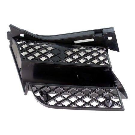 2003-2004 Mitsubishi Outlander Grille Passenger Side – Back View (MI1200242)