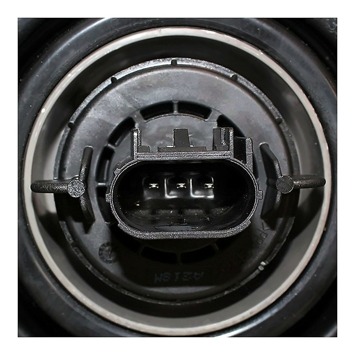2006-2007 Mitsubishi Eclipse Headlight Driver Side Halogen Cpe/Spyder Frontom 01/2007 – Back View (MI2502147)