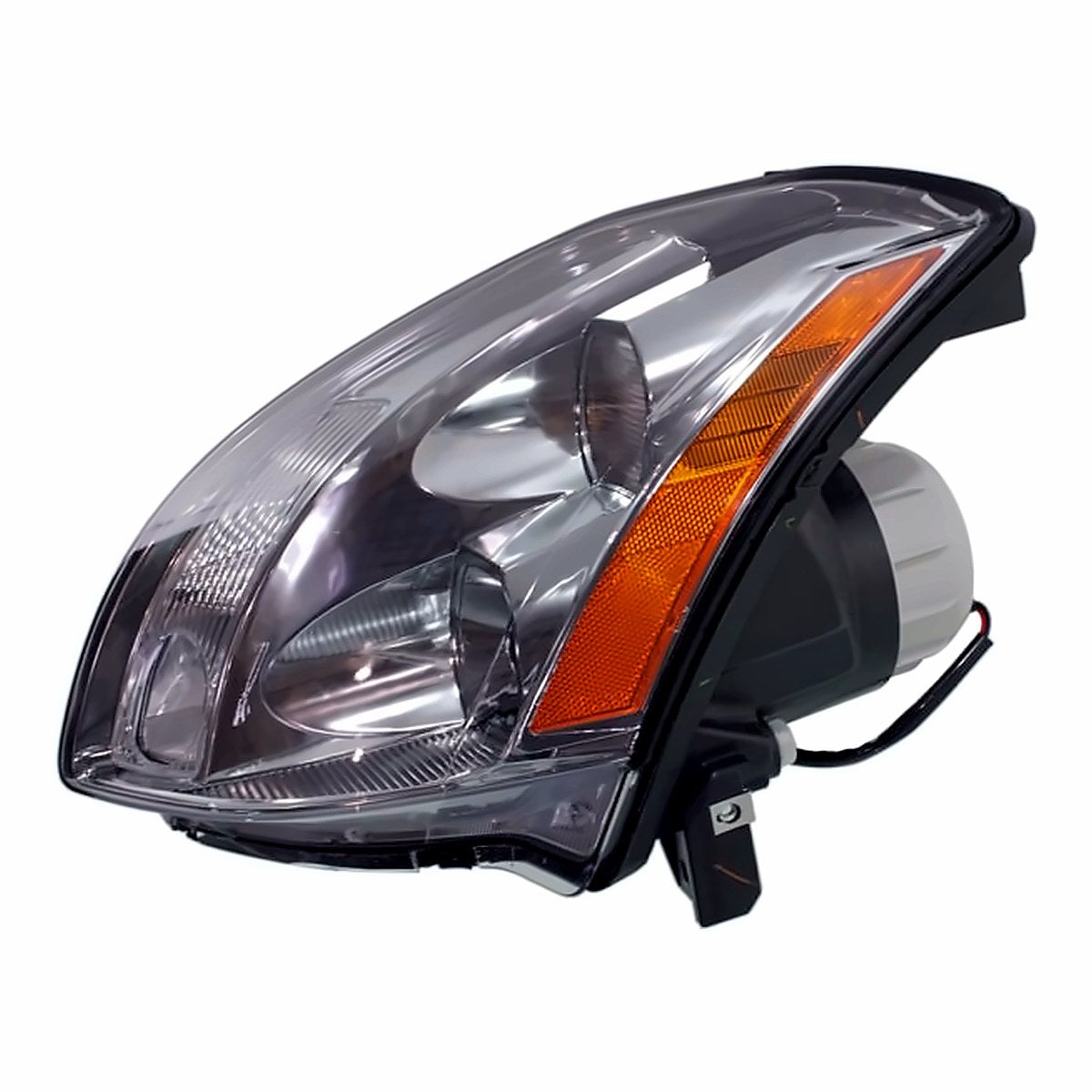 2004 Nissan Maxima Headlight Driver Side Xenon – Side View (NI2502164)