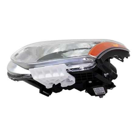 2008 Nissan Rogue Headlight Driver Side Xenon – Close-Up View (NI2502172)