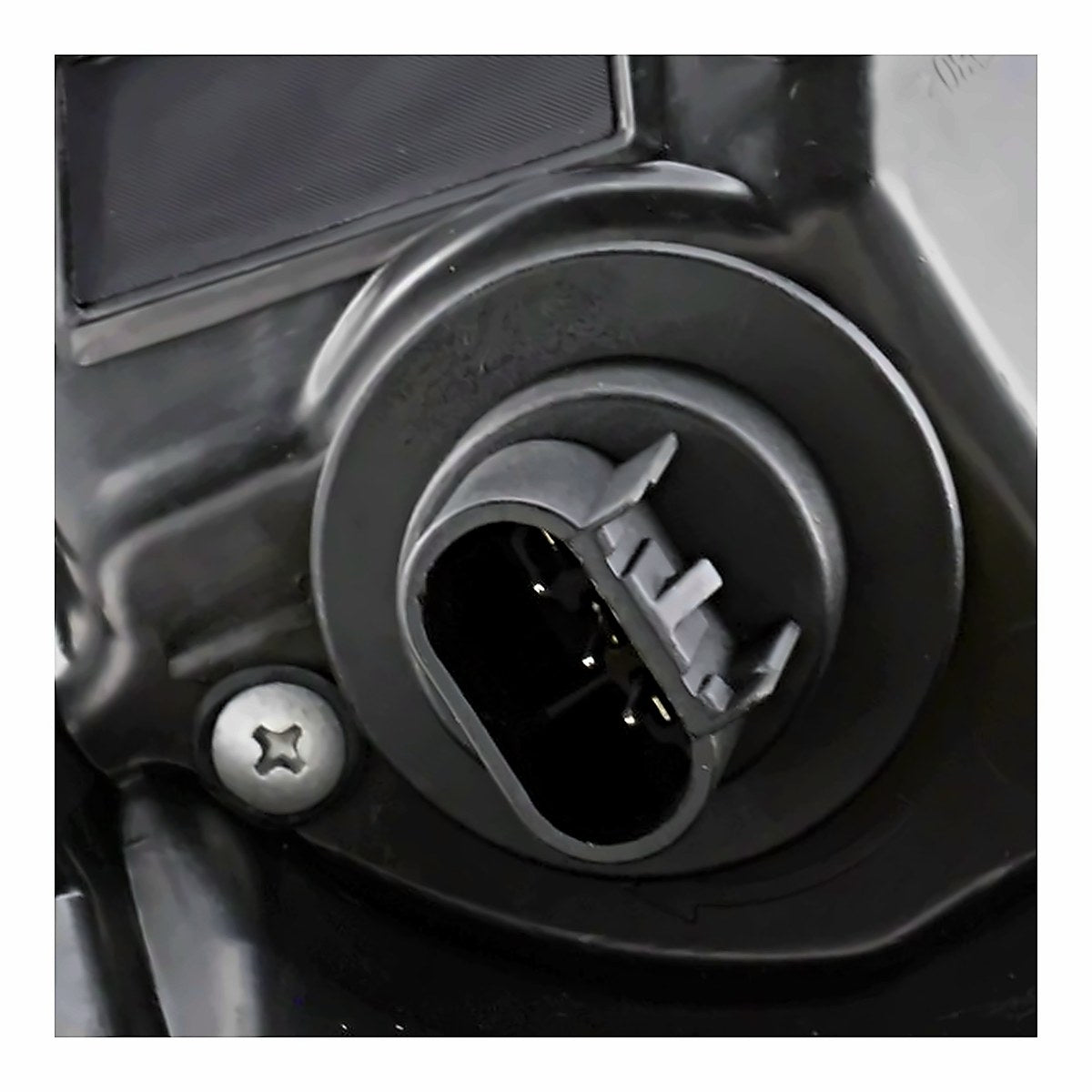 2007-2009 Nissan Altima Headlight Passenger Side With Gray Bezel – Installed View (NI2503187)