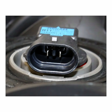 2013 Nissan Rogue Headlight Passenger Side Halogen – Installed View (NI2503217)