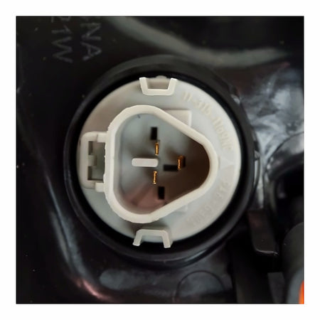 2014-2016 Nissan Rogue Headlight Passenger Side Led With Led Drl To 2/2015 Production – Installed View (NI2503228)